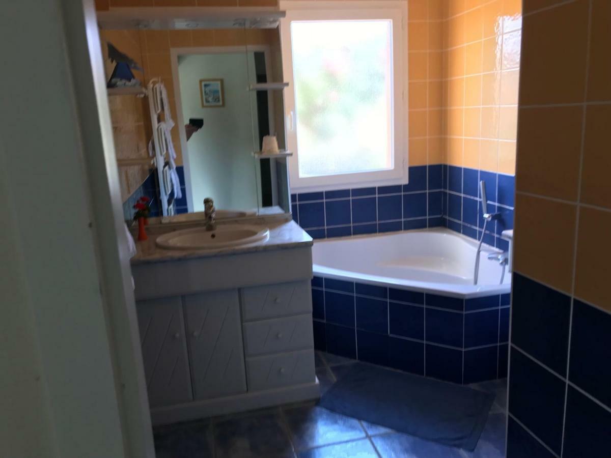 Chambres D'Hotes La Coloniale Varetz Zewnętrze zdjęcie